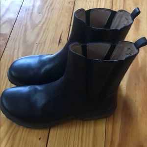 Blundstone style Bogs Pearl leather boots